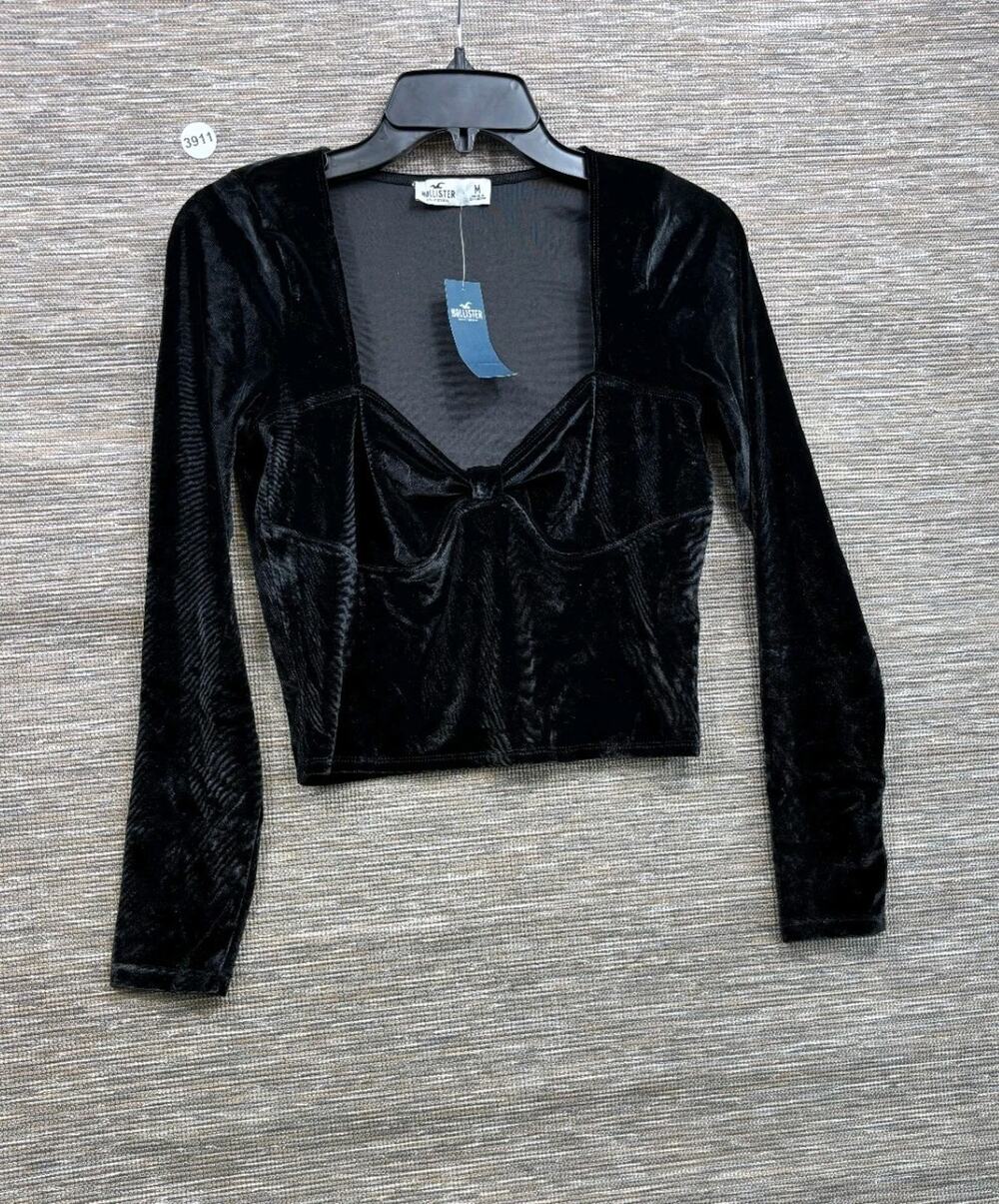 Hollister Blouse Womens Size M Black Velvet Sweetheart Cropped Long Sleeve Top